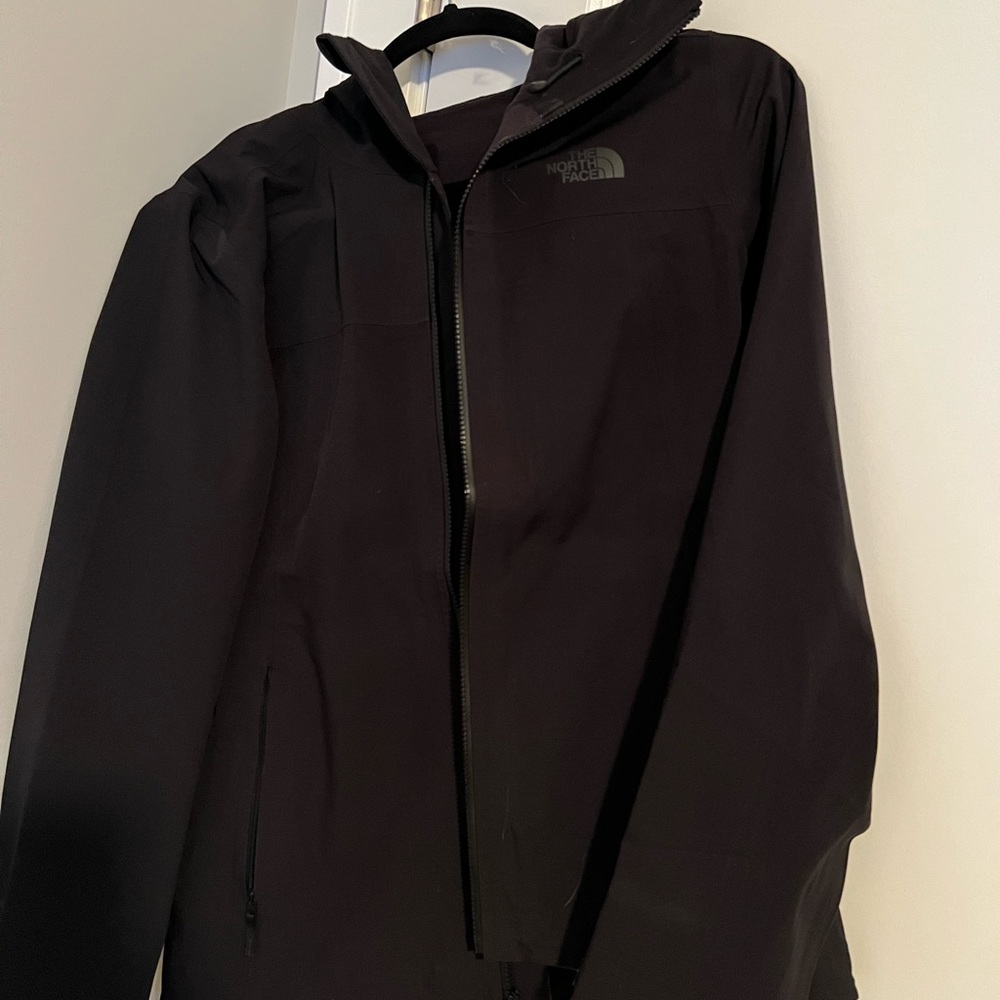 Northface raincoat with hood size small